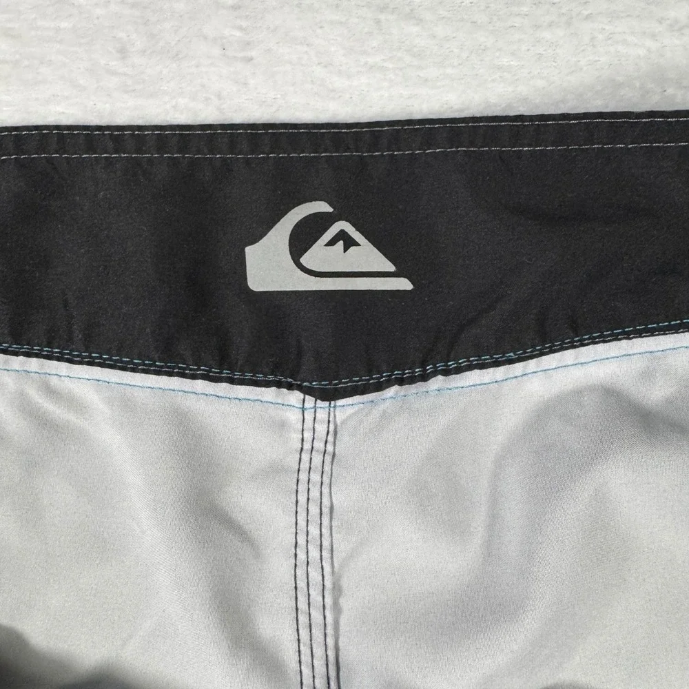 Quiksilver Board Shorts Mens 38 Blue‎ Black Colorblock Zip Pocket Stretch